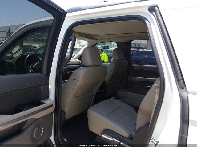 Продаж на аукціоні авто 2021 Ford Expedition Xlt Max, vin: 1FMJK1HTXMEA48919, номер лоту: 45779063