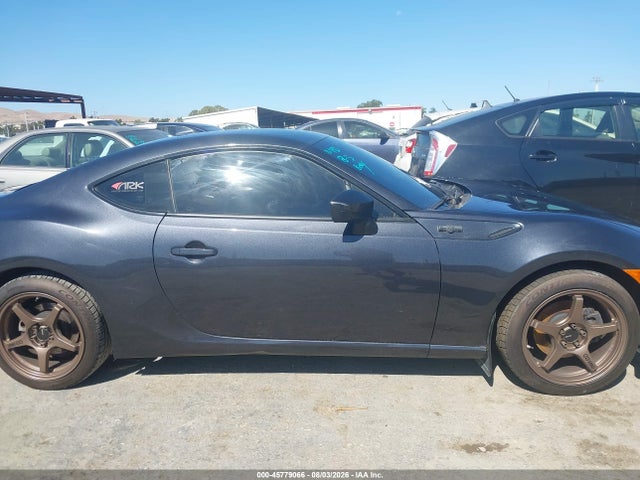 JF1ZNAA16G9708139 Scion Fr-s Release Series 2.0