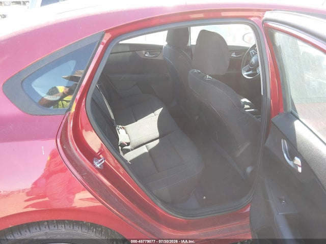 KIA Forte Lxs 2019 3KPF24AD9KE115669 Image 8