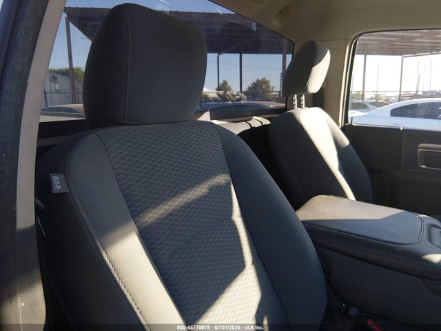 RAM 1500 2018 3C6JR6DG2JG321496 Image 8