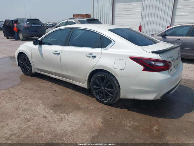 Nissan Altima 2.5 Sr 2017 1N4AL3AP8HN335701 Image 3