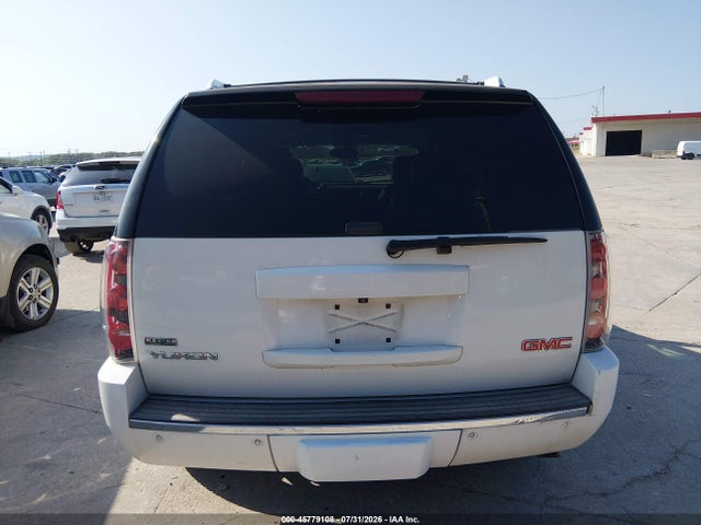 45779108 :رقم المزاد ، 1GKS1EEF7BR216401 vin ، 2011 Gmc Yukon Denali مزاد بيع