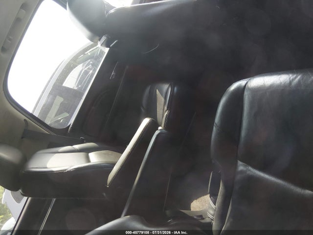 45779108 :رقم المزاد ، 1GKS1EEF7BR216401 vin ، 2011 Gmc Yukon Denali مزاد بيع