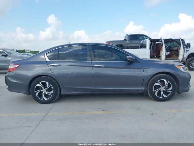 Aukcja sprzedaży 2017 Honda Accord Lx, vin: 1HGCR2F33HA257015, numer aukcji: 45779113