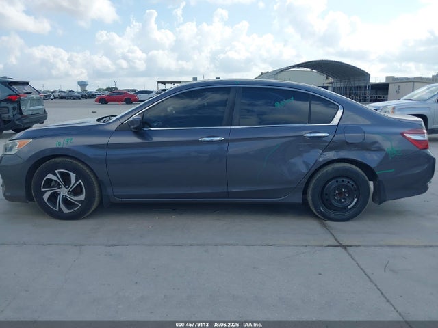 Aukcja sprzedaży 2017 Honda Accord Lx, vin: 1HGCR2F33HA257015, numer aukcji: 45779113