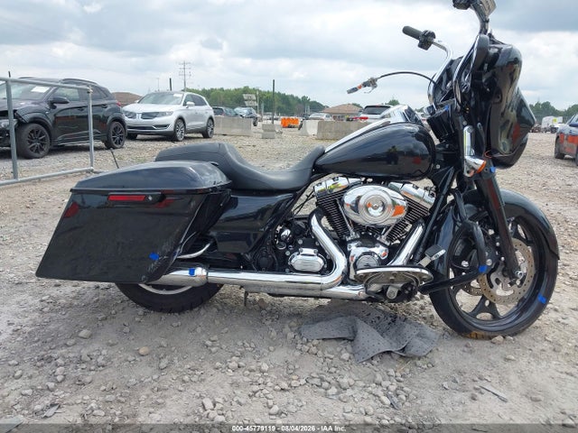 Auction sale of the 2013 Harley-davidson Flhx Street Glide, vin: 1HD1KBM17DB690240, lot number: 45779119