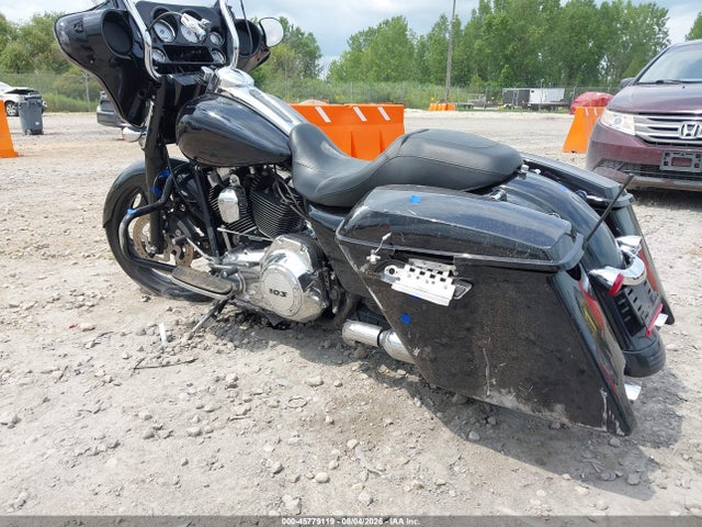 Auction sale of the 2013 Harley-davidson Flhx Street Glide, vin: 1HD1KBM17DB690240, lot number: 45779119