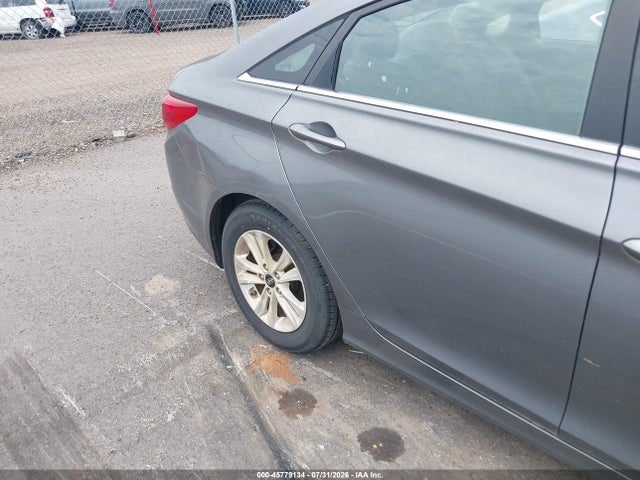 Продажа на аукционе авто 2011 Hyundai Sonata Gls, vin: 5NPEB4AC7BH206339, номер лота: 45779134