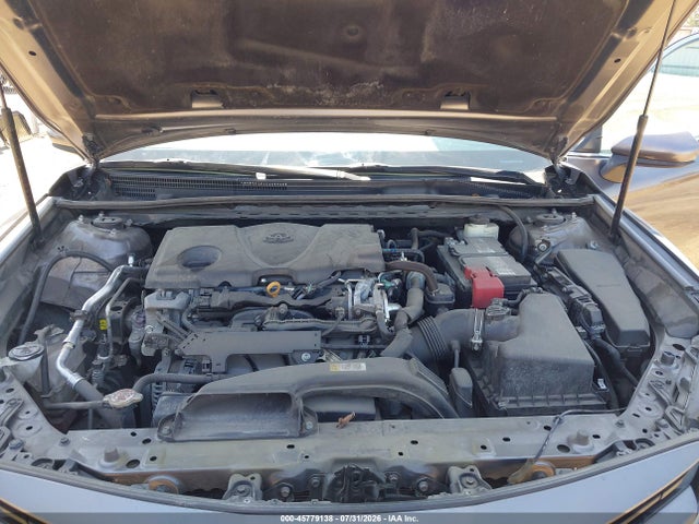 4T1B11HK9JU099828 Toyota CAMRY LE