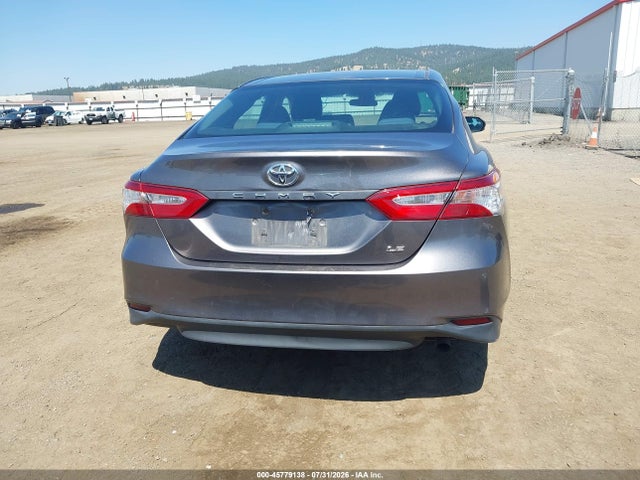4T1B11HK9JU099828 Toyota CAMRY LE