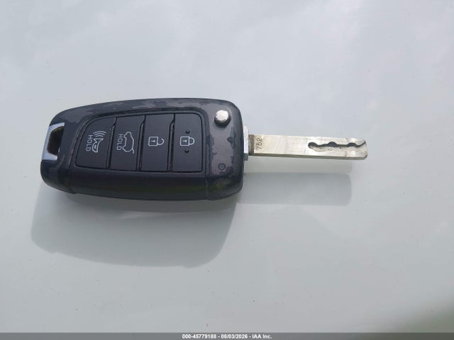 45779188 :رقم المزاد ، 5NMS2CAD9KH116676 vin ، 2019 Hyundai Santa Fe Se مزاد بيع