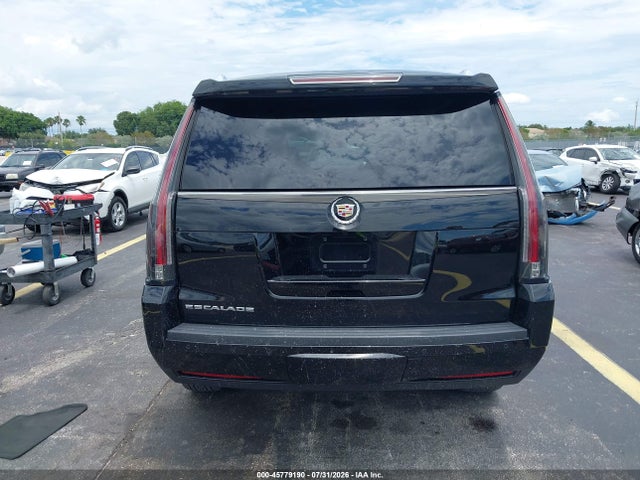 45779190 :رقم المزاد ، 1GYS3AKJ3FR200140 vin ، 2015 Cadillac Escalade Standard مزاد بيع