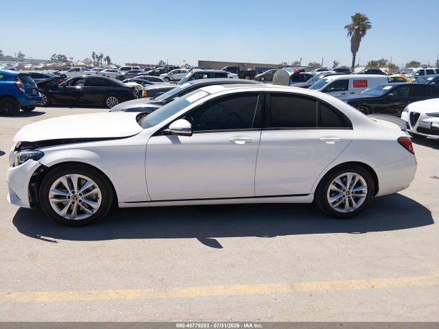 55SWF8DB7KU304884 Mercedes-Benz C 300
