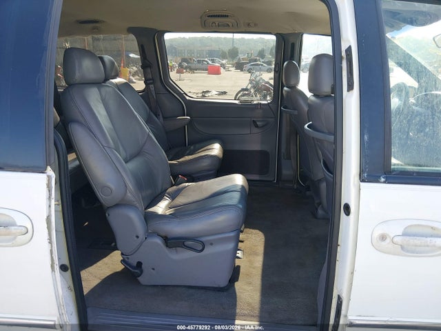 Продажа на аукционе авто 2000 Chrysler Town & Country Lxi, vin: 1C4GP54L9YB660579, номер лота: 45779292