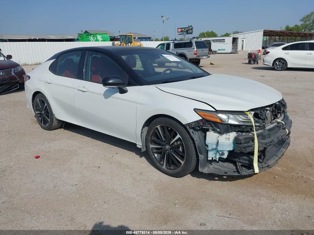 Продажа на аукционе авто 2018 Toyota Camry Xse, vin: 4T1B61HK4JU083974, номер лота: 45779314