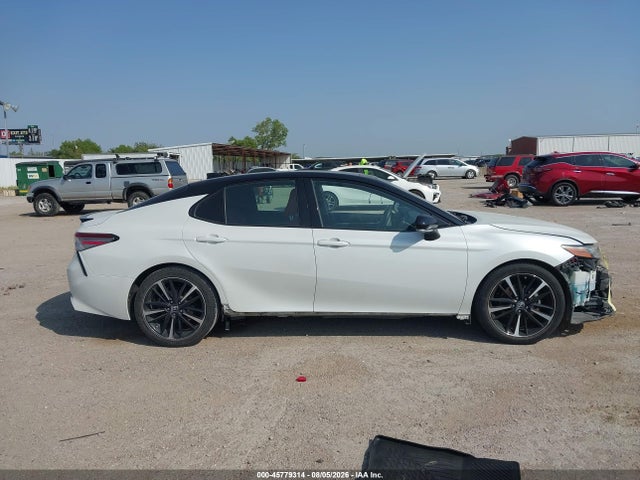 Продажа на аукционе авто 2018 Toyota Camry Xse, vin: 4T1B61HK4JU083974, номер лота: 45779314