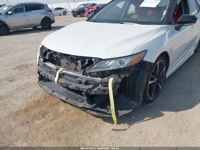 Продажа на аукционе авто 2018 Toyota Camry Xse, vin: 4T1B61HK4JU083974, номер лота: 45779314