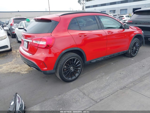 WDCTG4GB8JJ530018 Mercedes-Benz Gla 250 4matic