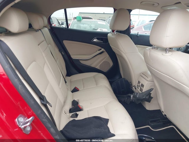 WDCTG4GB8JJ530018 Mercedes-Benz Gla 250 4matic