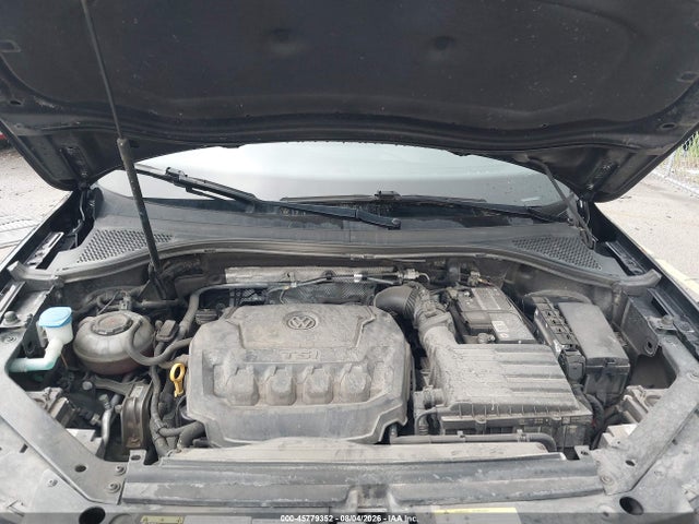 Продаж на аукціоні авто 2022 Volkswagen Tiguan 2.0t Se R-line Black, vin: 3VV8B7AX4NM000560, номер лоту: 45779352