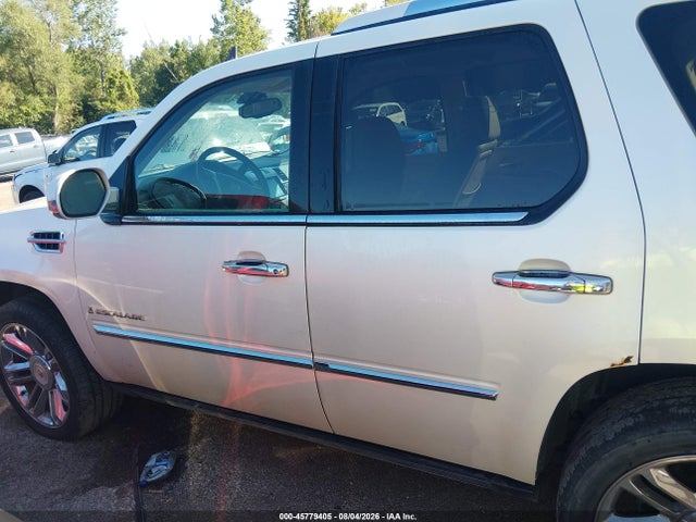 45779405 :رقم المزاد ، 1GYFK63878R209746 vin ، 2008 Cadillac Escalade مزاد بيع