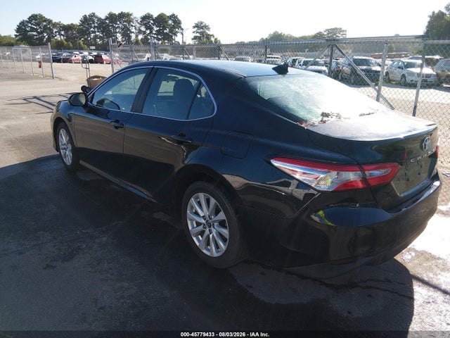 Продаж на аукціоні авто 2019 Toyota Camry Le, vin: 4T1B11HK8KU262163, номер лоту: 45779433