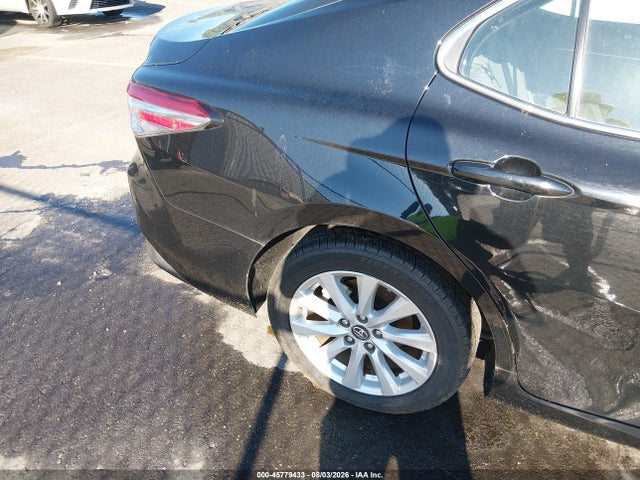 Продаж на аукціоні авто 2019 Toyota Camry Le, vin: 4T1B11HK8KU262163, номер лоту: 45779433