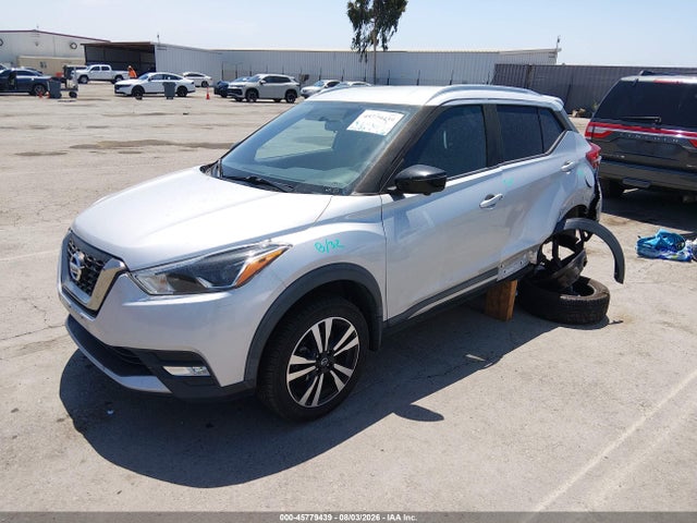 Nissan KICKS SR 2018 3N1CP5CU2JL542471 Image 2