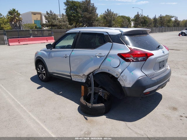 Nissan KICKS SR 2018 3N1CP5CU2JL542471 Image 3