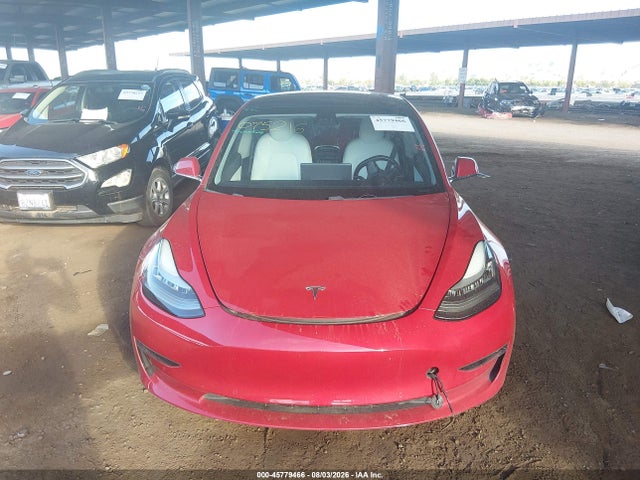 45779466 :رقم المزاد ، 5YJ3E1EB9JF075216 vin ، 2018 Tesla Model 3 Long Range/performance مزاد بيع