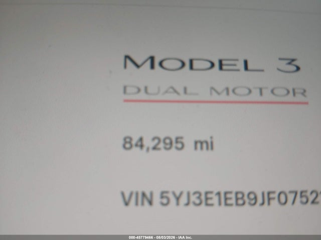 45779466 :رقم المزاد ، 5YJ3E1EB9JF075216 vin ، 2018 Tesla Model 3 Long Range/performance مزاد بيع