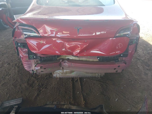 45779466 :رقم المزاد ، 5YJ3E1EB9JF075216 vin ، 2018 Tesla Model 3 Long Range/performance مزاد بيع