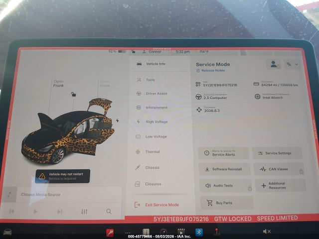 45779466 :رقم المزاد ، 5YJ3E1EB9JF075216 vin ، 2018 Tesla Model 3 Long Range/performance مزاد بيع