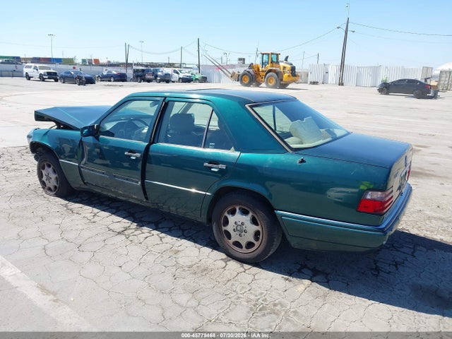 45779468 :رقم المزاد ، WDBEA32E1SC156559 vin ، 1995 Mercedes-benz E 320 Base/320 Special مزاد بيع