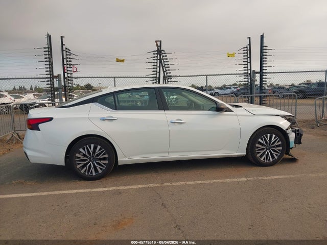 1N4BL4DV7SN411064 Nissan Altima Sv Fwd