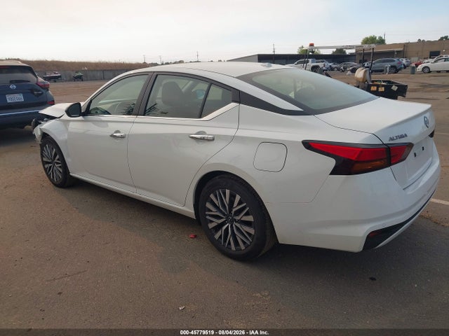 1N4BL4DV7SN411064 Nissan Altima Sv Fwd