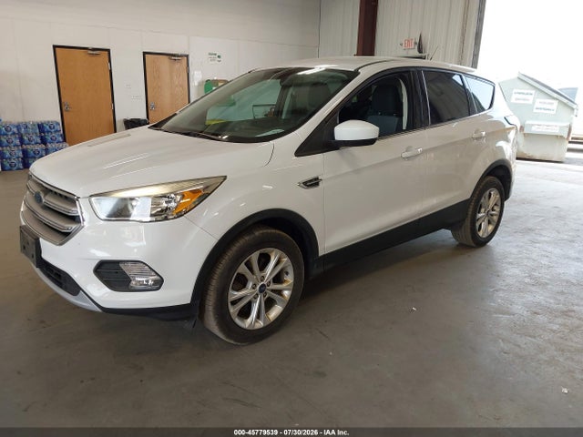 Ford ESCAPE SE 2017 1FMCU9GD0HUE50343 Image 2