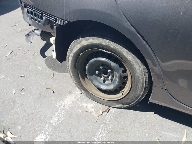 Toyota CAMRY LE 2016 4T4BF1FKXGR562739 Image 16