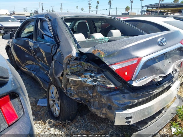 Toyota CAMRY LE 2016 4T4BF1FKXGR562739 Image 3