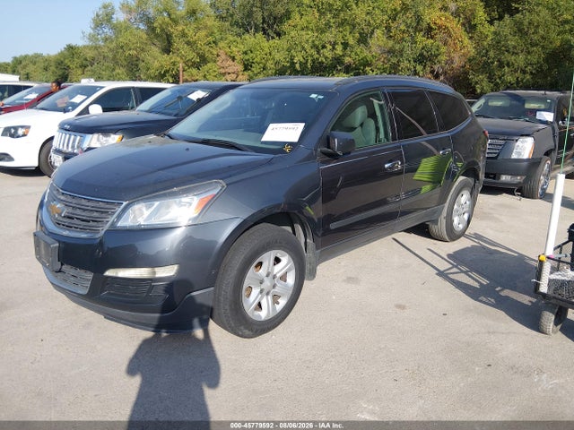 Chevrolet Traverse Ls 2014 1GNKRFKD7EJ197937 Image 2