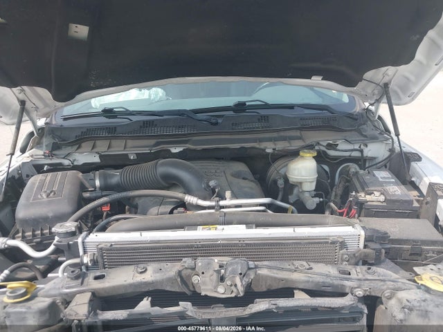 45779611 :رقم المزاد ، 1C6RR6LT5JS119584 vin ، 2018 Ram 1500 Slt مزاد بيع