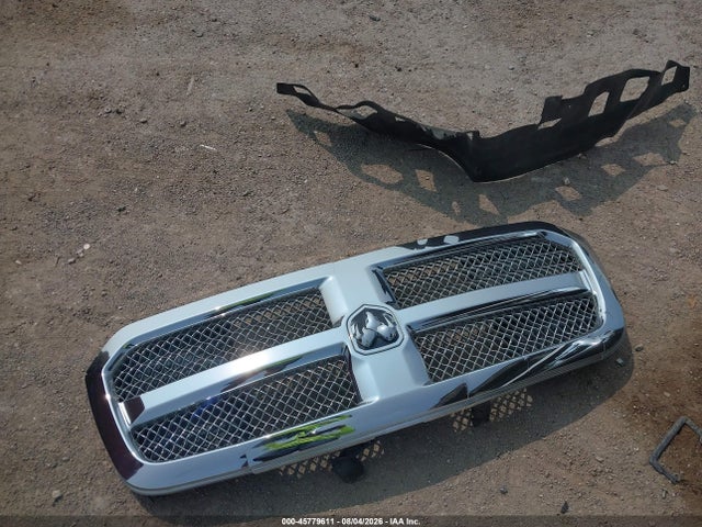 45779611 :رقم المزاد ، 1C6RR6LT5JS119584 vin ، 2018 Ram 1500 Slt مزاد بيع
