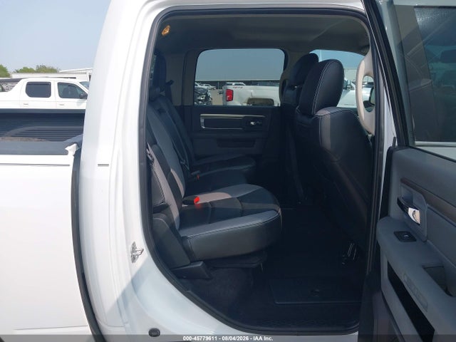45779611 :رقم المزاد ، 1C6RR6LT5JS119584 vin ، 2018 Ram 1500 Slt مزاد بيع