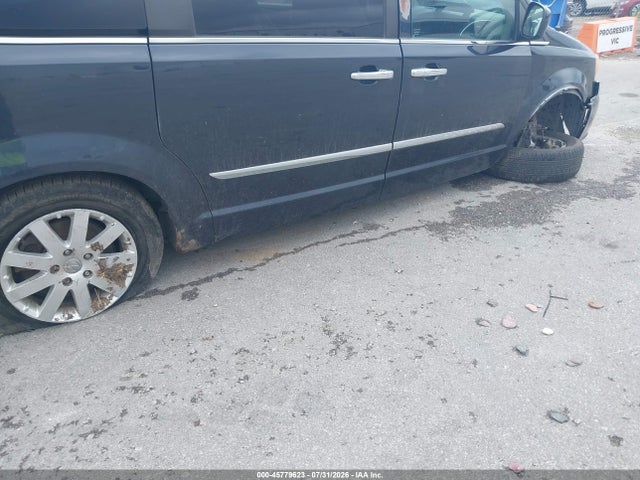 45779623 :رقم المزاد ، 2C4RC1BG2ER408687 vin ، 2014 Chrysler Town & Country Touring مزاد بيع
