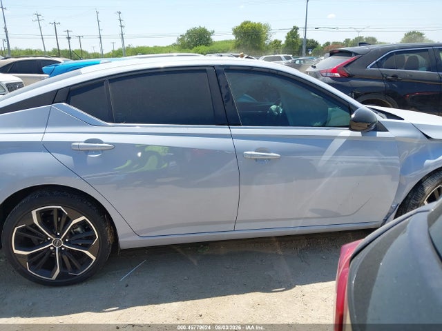 45779624 :رقم المزاد ، 1N4BL4CW6PN402017 vin ، 2023 Nissan Altima Sr Intelligent Awd مزاد بيع