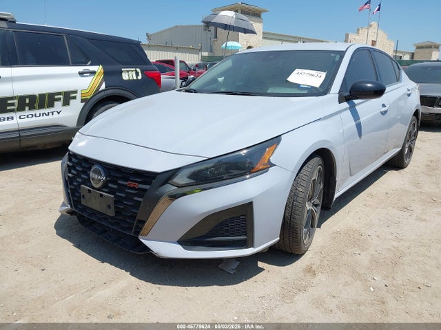45779624 :رقم المزاد ، 1N4BL4CW6PN402017 vin ، 2023 Nissan Altima Sr Intelligent Awd مزاد بيع