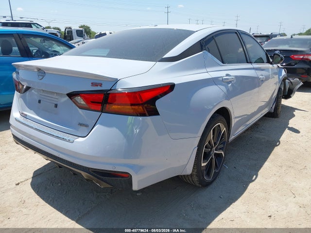 45779624 :رقم المزاد ، 1N4BL4CW6PN402017 vin ، 2023 Nissan Altima Sr Intelligent Awd مزاد بيع