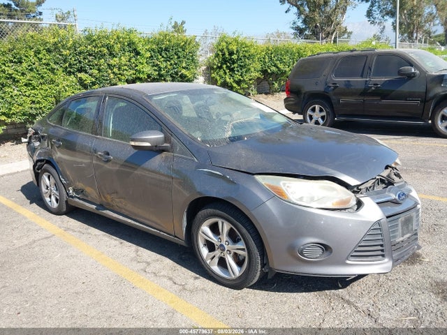 2014 1FADP3F21EL349946 main image