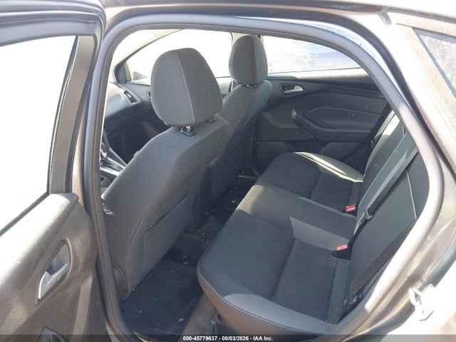 Ford FOCUS SE 2014 1FADP3F21EL349946 Image 8