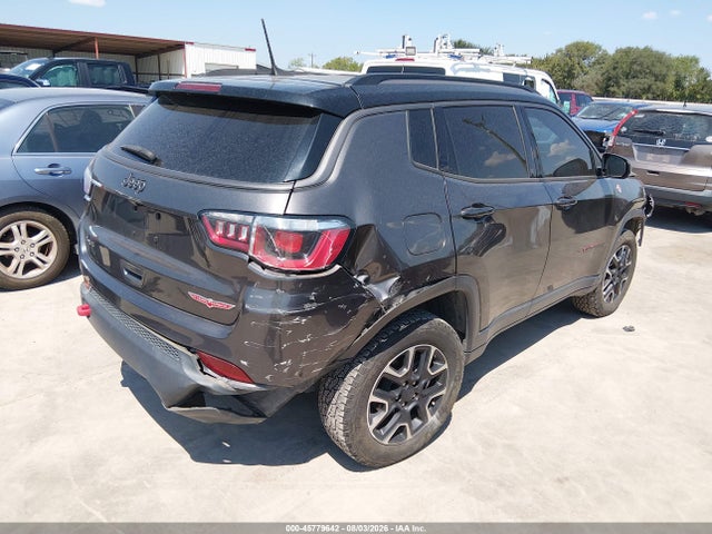 45779642 :رقم المزاد ، 3C4NJDDB1LT146663 vin ، 2020 Jeep Compass Trailhawk 4x4 مزاد بيع